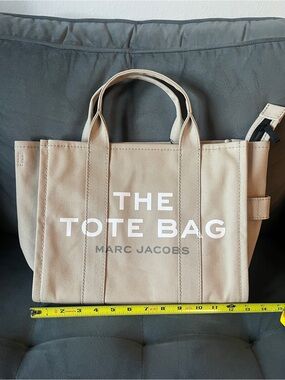 Marc Jacobs The Tote Bag Medium Beige